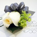 Fresh Cream Rose with Green Mini Hyrdangea Wristlet